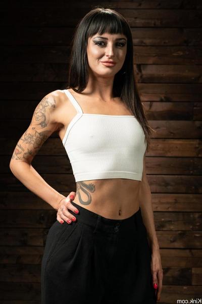 20P Device Bondage Charlie Valentine