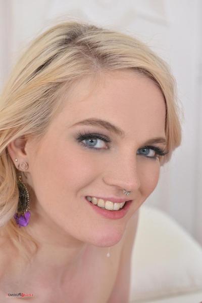 20P Porn World Carly Rae, Victoria Summers