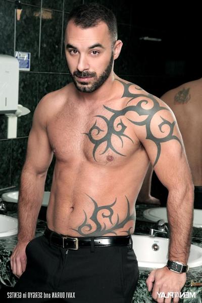 19P Handsome gay Latinos Sergyo & Xavi Duran having doggystyle sex in public