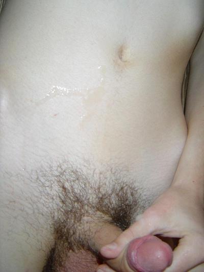 20P Amateur gay model Corey Can touches himself and masturbates on the bed