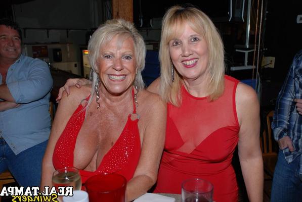 20P Blonde matures with grand boobs unveil their twats and pose together