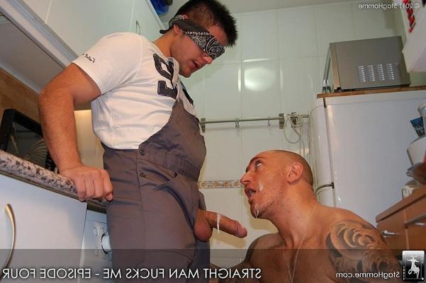 20P Muscular gay Francesco DMacho gives his chef a hot blowjob and takes a facial