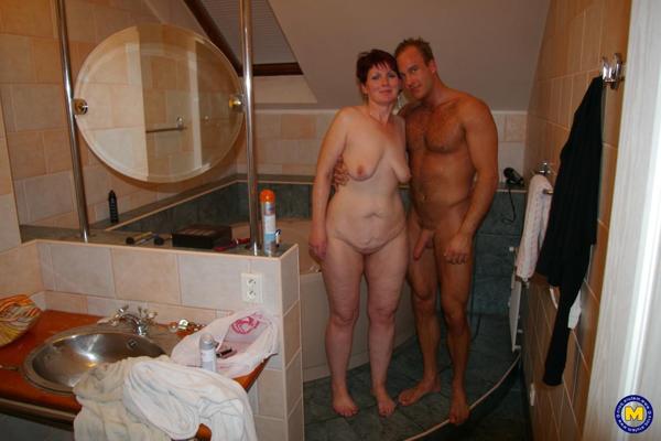 20P Mature housewife Gabie getting the fuck of a lifetime from her young BF