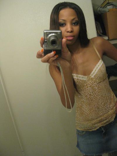 20P Cute ebony Jazmine takes selfies while stripping & rubbing her pierced cunt