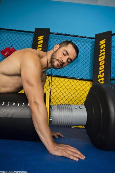 20P Gay athletes Dean Monroe & Brady Jensen engage in hot anal sex action