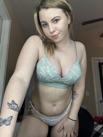 20P OnlyFans Kayla Bumsy 