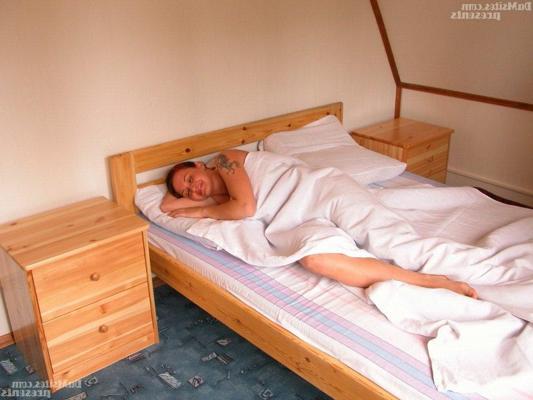 12P Caucasian teen steps into a sauna to masturbate in private