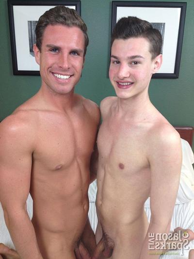 20P Gay boys Adam Tyler & Trace Kendall fuck in missionary & doggystyle positions
