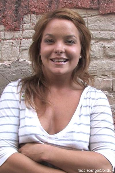 20P Public Disgrace Valentina Blue