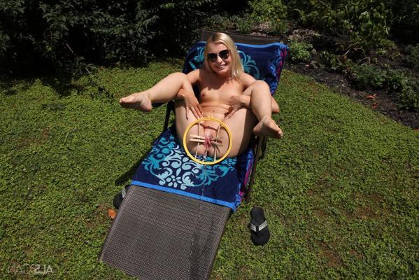 16P Blonde teen Minxx Marii performs vaginal insertions outdoors in sunglasses