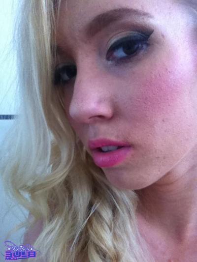20P 30yo pornstar Nicki Blue takes sexy selfies of her tiny tits & swollen muff