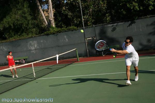 18P Sexy Penny Flame entices with ass & cleavage in tight dress on a tennis court