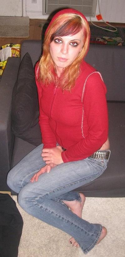20P Sexy teen with big eyes sucks a big dick & gives it a doggystyle ride