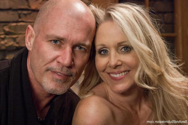 20P Bound American MILF Julia Ann gets her big ass boned by a perverted master
