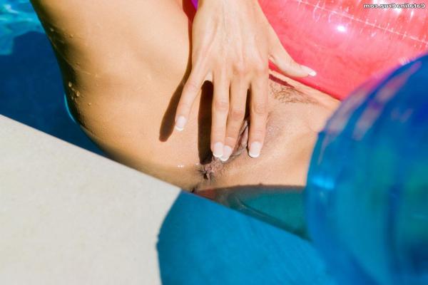 20P Passionate MILF with huge fakes Catalina Cruz masturbates in the pool