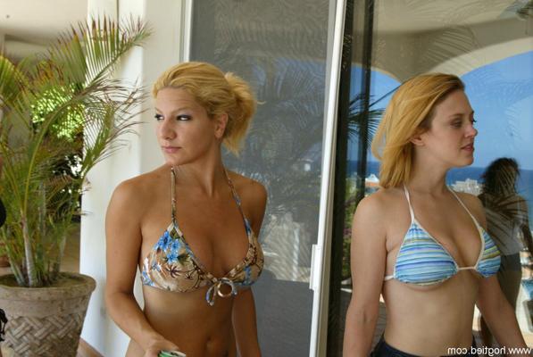 20P Hogtied Dee Williams, Jenni Lee, Jenya, Princess Donna Dolore, Sgt Major, Sophia
