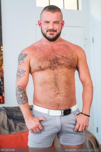 20P Tattooed gay hunk Sean Harding enjoys hardcore anal sex with his stepdad