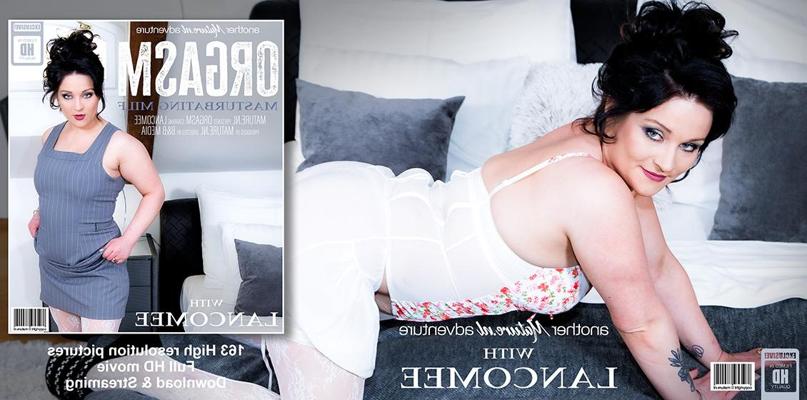 11P Dark haired housewife Lancomee plays with her horny pussy in white hosiery