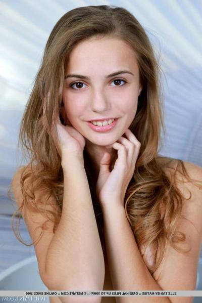 18P Beautiful teen Elle Tan removes sensual lingerie and heels to pose bare naked