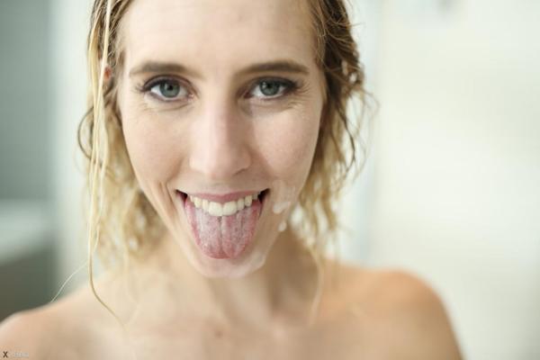 17P Dirty blonde chick Cadence Lux gets on her knees for a BJ after disrobing