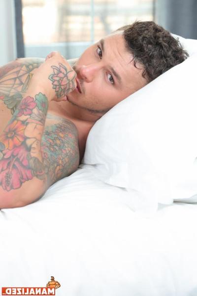 20P Hot tattooed gay dudes Seth Knight and Kris Knight bang hard on their bed