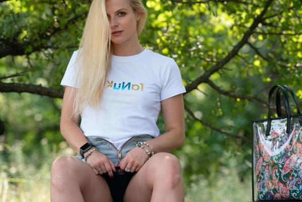 20P Golden-haired sweetheart in a denim skirt flashing her black panties in public