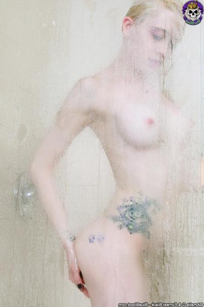15P Cute raver girl Miaa takes off her bikini before showering