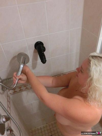 16P Overweight blonde amateur Barby showers after hardcore action on a bed
