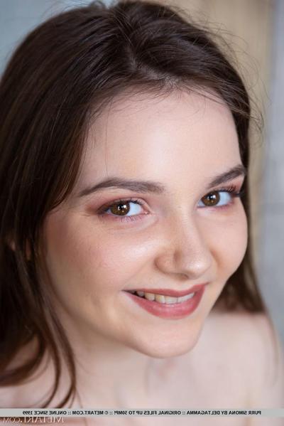 18P Sweet teen Purr Simona removes her ballerina attire to get naked