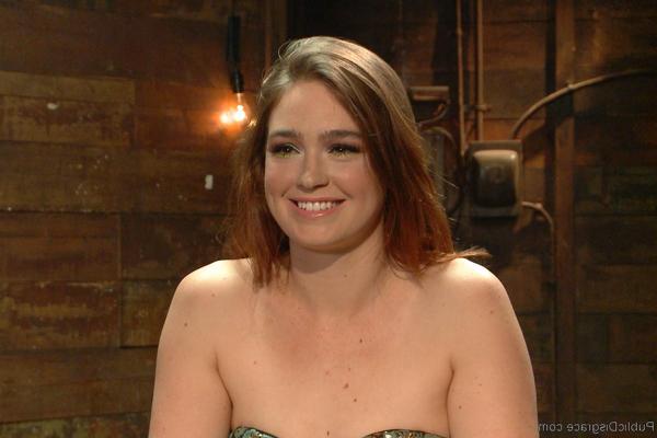 20P Cute teen Jodi Taylor shows her fantastic fat big ass and small titties
