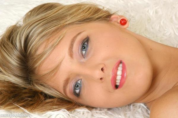 20P Kinky blonde female with big juggs Ryanna toys her tasty pink muff