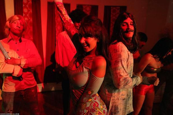 17P Lovely brunette MILF with big tits Jayden Jaymes has fun at 70's party