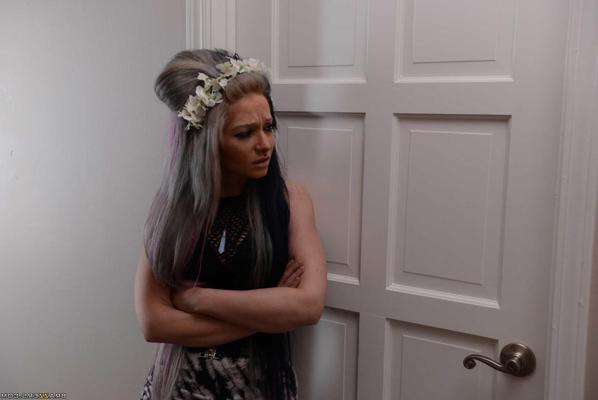 20P Long fat dick is what this brunette with large fake boobs Jewels Jade loves