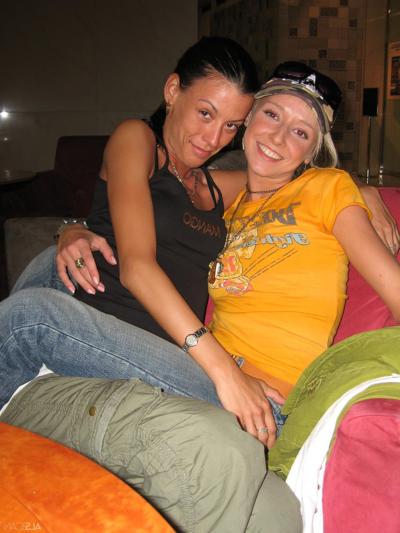 20P ALS Scan Amy Lee, Hannah Faith