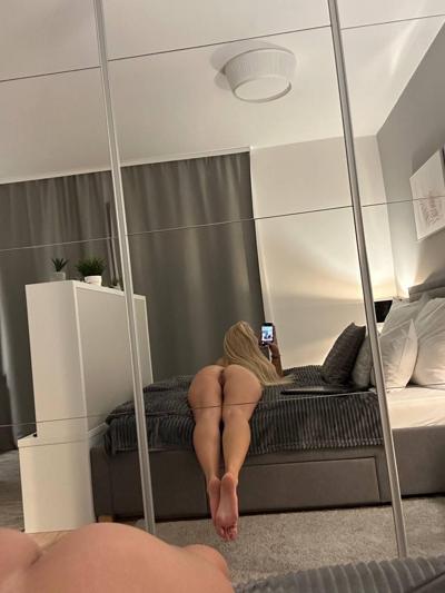 17P Glamorous babe All About Diana teases with her curves in her solo compilation