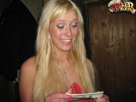 20P Blonde girlfriend Teena Lipoldino enjoys doggystyle sex with another man