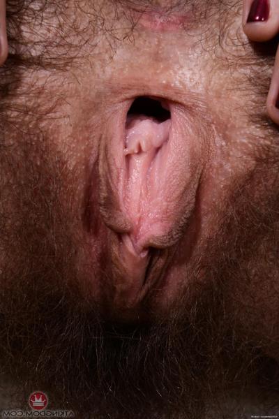 20P Skinny alt Russian Pearl Sage strips and flaunts her super hairy crotch