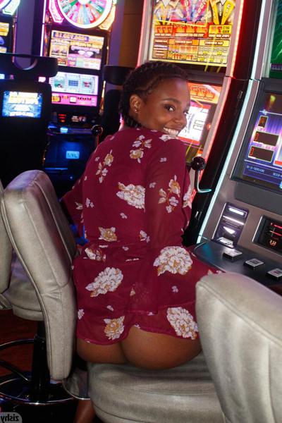 12P Naughty ebony babe Neda Marie exposes her natural tits & her hot ass in public