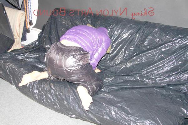 16P White girl is left helpless in a purple down jacket and black down pants