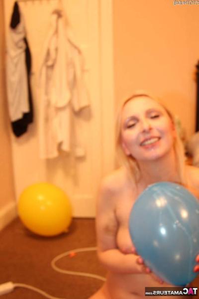20P Mature UK blonde Tracey Lain licks cum off a balloon after anal sex
